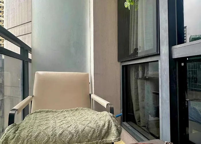 公寓式飯店 With Balcony At Gramercy With Pool Gym Sauna 马尼拉